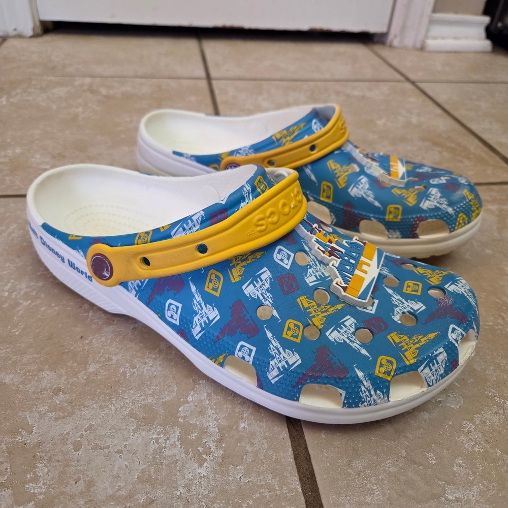 Crocs Disney World Parks Castle All Over Print Clogs Mens 10 Womens 12 Blue